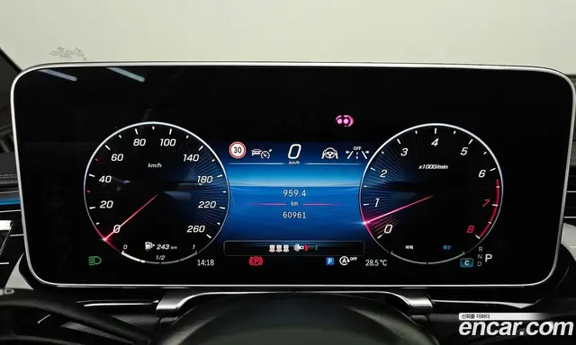 Mercedes-Benz S-Class 2023 3.0 автомат (гидро), миниатюра 8