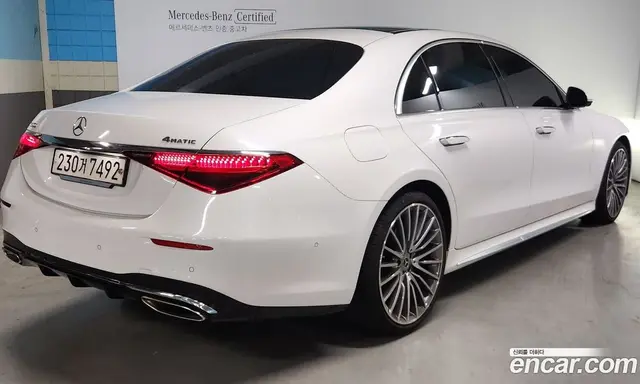 Mercedes-Benz S-Class 2024 3.0 автомат (гидро), миниатюра 2