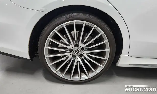 Mercedes-Benz S-Class 2024 3.0 автомат (гидро), миниатюра 5