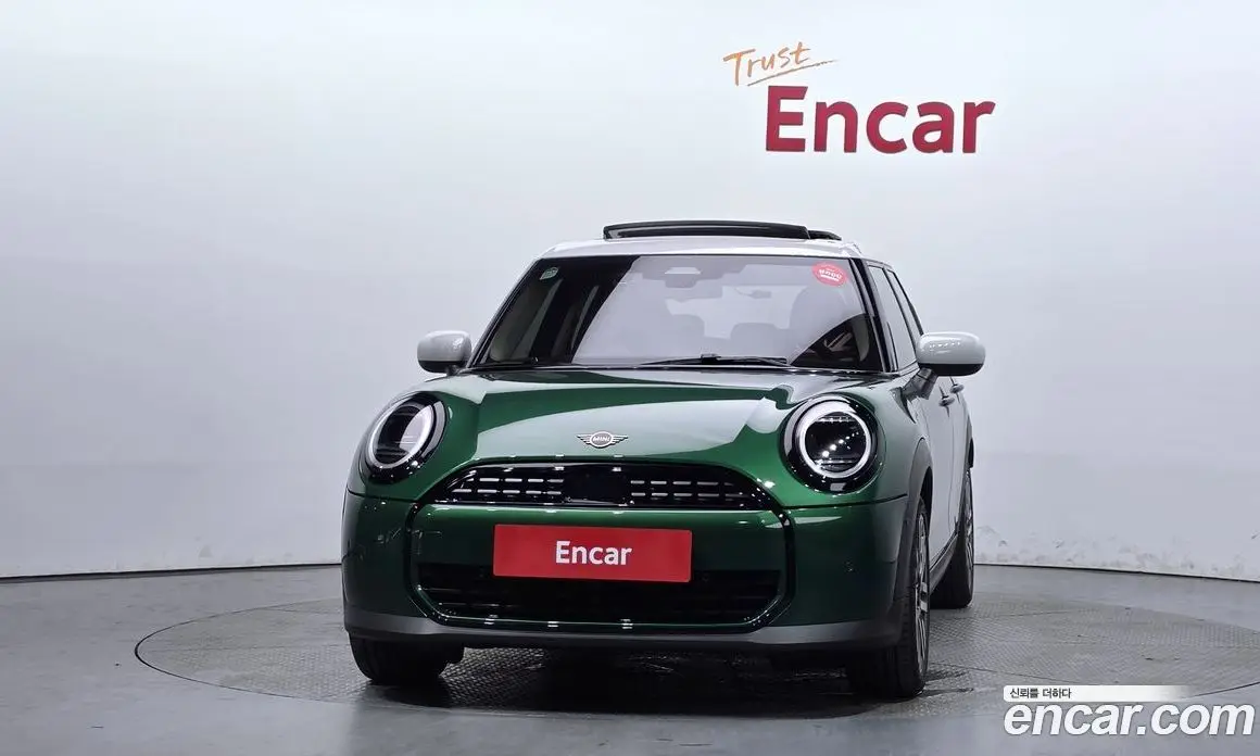 Mini Cooper 2025 2.0 автомат (гидро), фото 3