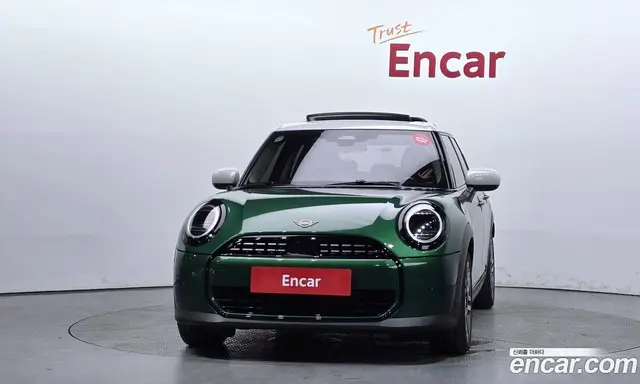 Mini Cooper 2025 2.0 автомат (гидро), миниатюра 3