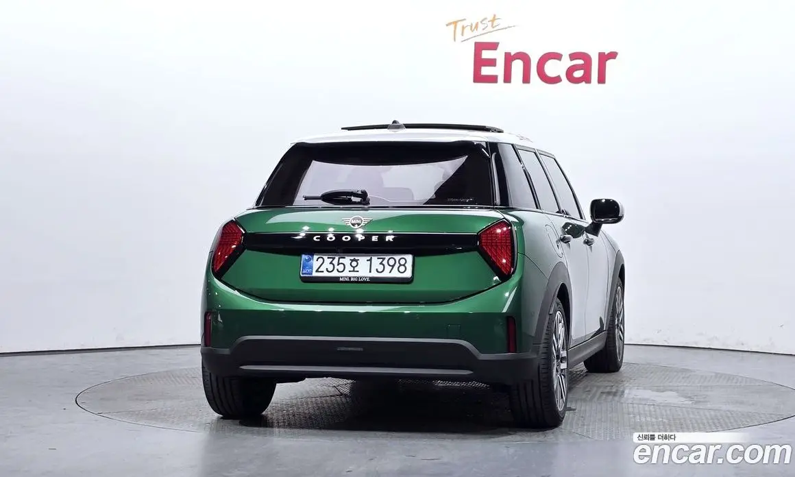 Mini Cooper 2025 2.0 автомат (гидро), фото 4