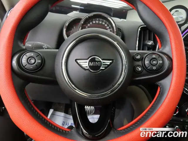 Mini Countryman 2018 1.5 автомат (гидро), миниатюра 9