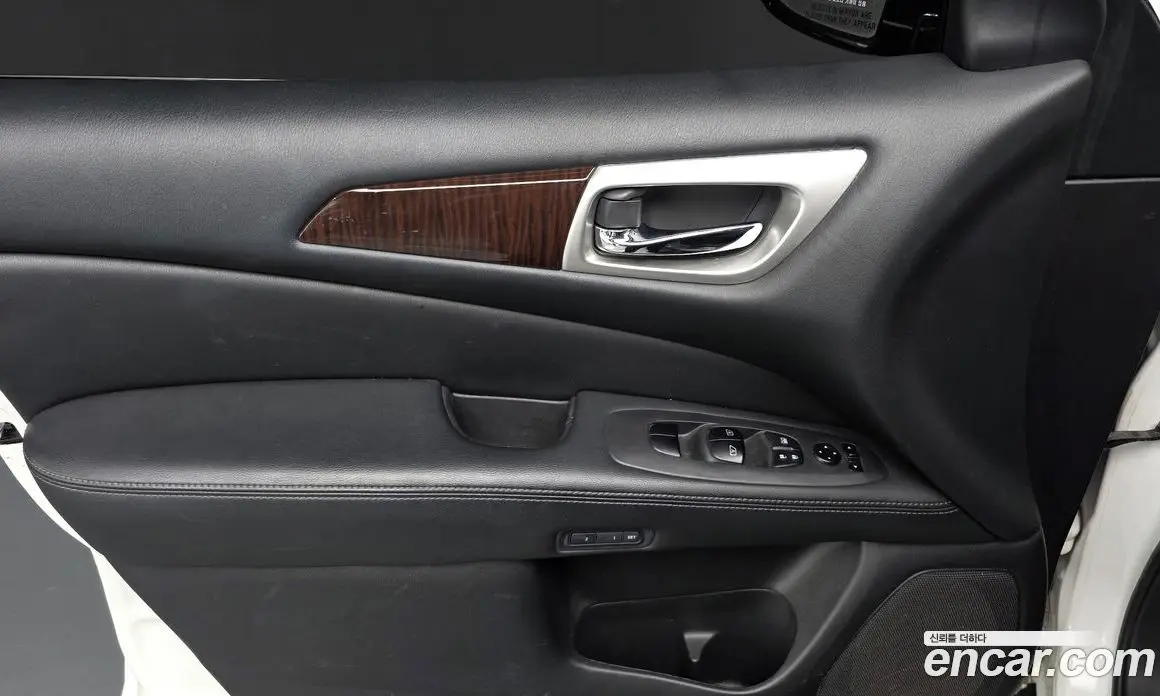 Nissan Pathfinder 2014 3.5 автомат (гидро), фото 17