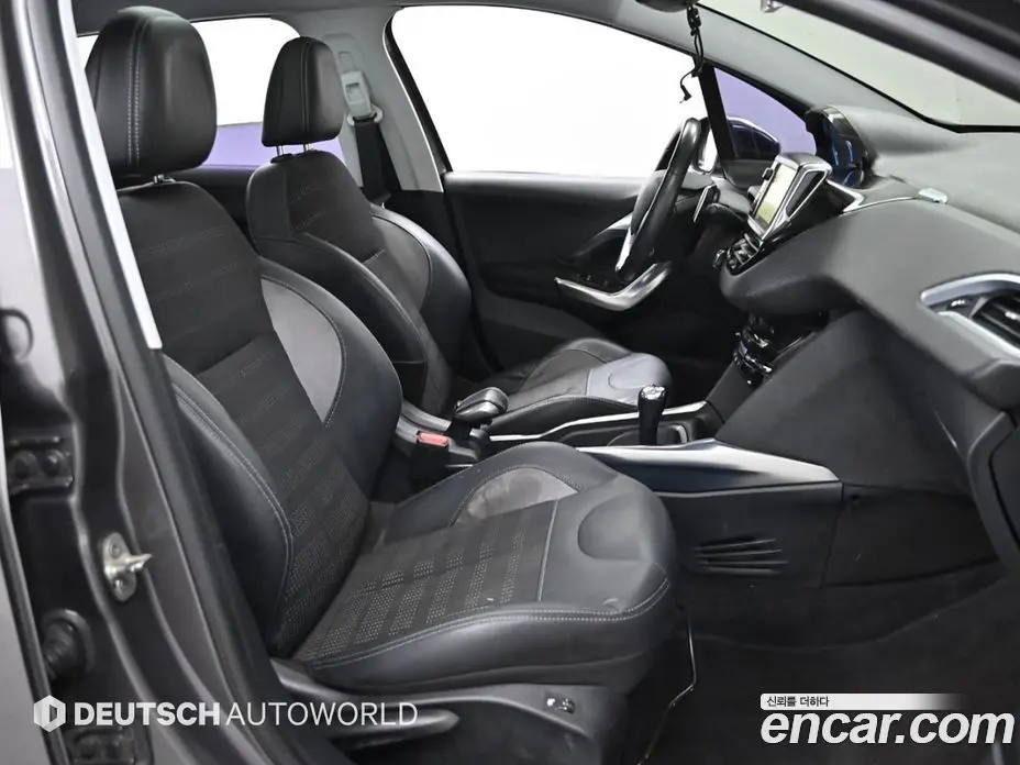 Peugeot 2008 2015 1.6 автомат (гидро), фото 10 Peugeot 2008 2015 1.6 автомат (гидро), фото 10