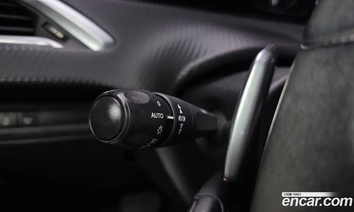 Peugeot 208 2016 1.6 автомат (гидро), фото 15