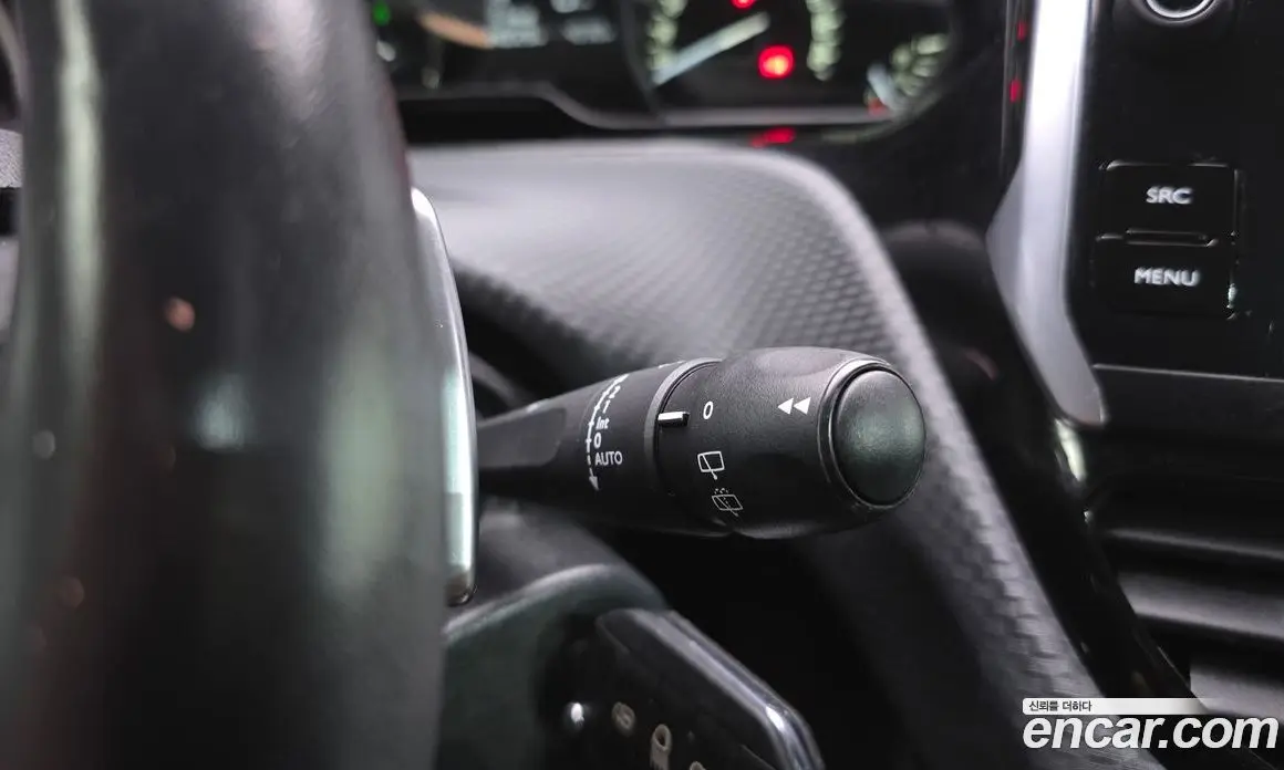 Peugeot 208 2016 1.6 автомат (гидро), фото 16