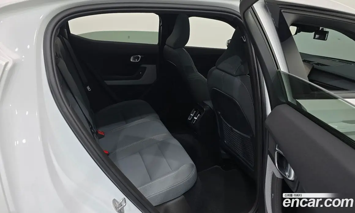 Polestar Polestar 2 2024 0.2 автомат (гидро), фото 17
