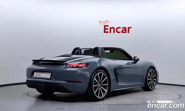 Porsche 718 2016 2.5 автомат (гидро), миниатюра 2