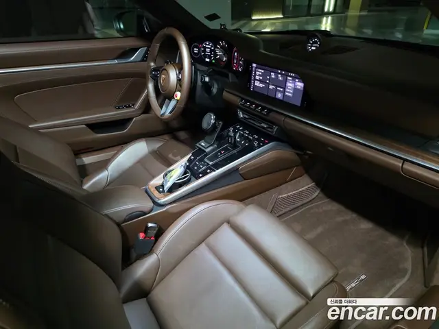 Porsche 911 2020 3.0 автомат (гидро), миниатюра 7