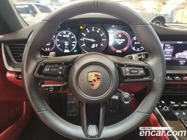 Porsche 911 2020 3.0 автомат (гидро), миниатюра 9
