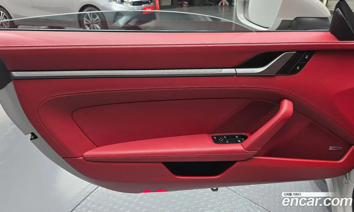 Porsche 911 2024 3.0 автомат (гидро), фото 15