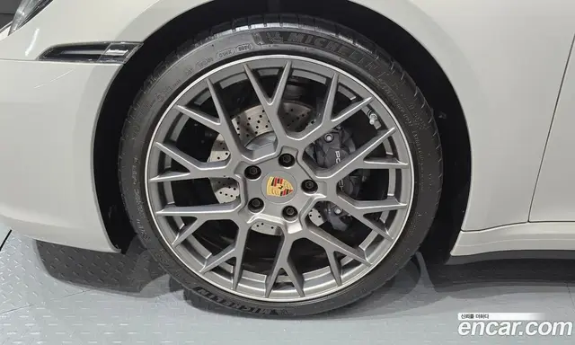 Porsche 911 2024 3.0 автомат (гидро), миниатюра 5