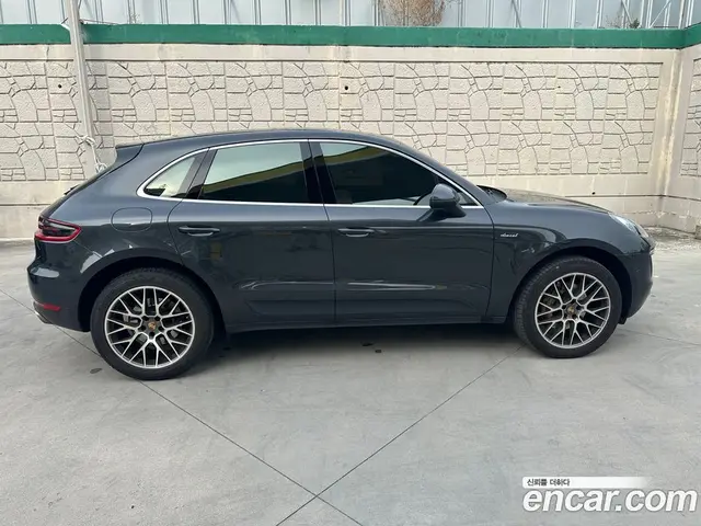 Porsche Macan 2017 3.0 автомат (гидро), миниатюра 3