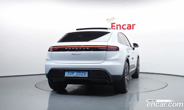 Porsche Macan 2025 0.2 автомат (гидро), миниатюра 4