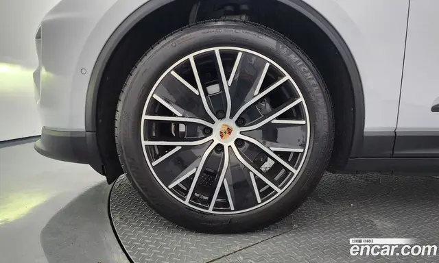 Porsche Macan 2025 0.2 автомат (гидро), миниатюра 5