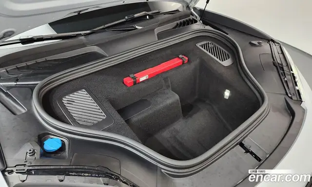 Porsche Macan 2025 0.2 автомат (гидро), миниатюра 6