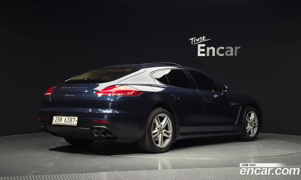 Porsche Panamera 2013 3.0 автомат (гидро), фото 2 Porsche Panamera 2013 3.0 автомат (гидро), фото 2