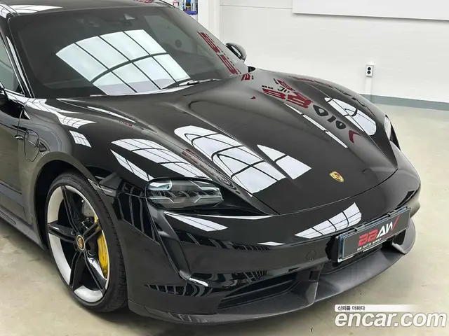 Porsche Taycan 2021 0.1 автомат (гидро), миниатюра 5