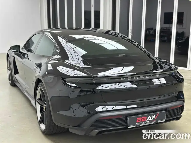 Porsche Taycan 2021 0.1 автомат (гидро), миниатюра 7