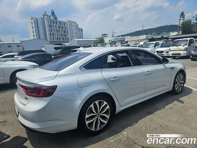 Renault (Samsung) SM6 2016 2.0 автомат (вариатор), миниатюра 2