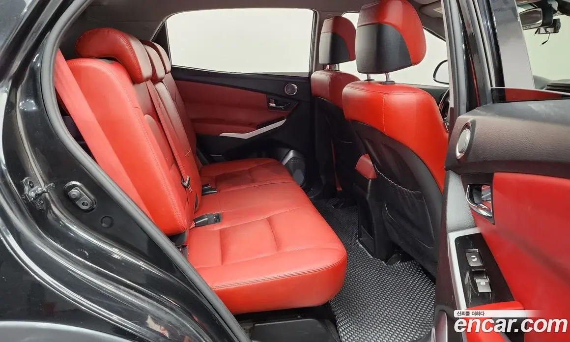 SsangYong Korando 2015 2.0 автомат (гидро), фото 12