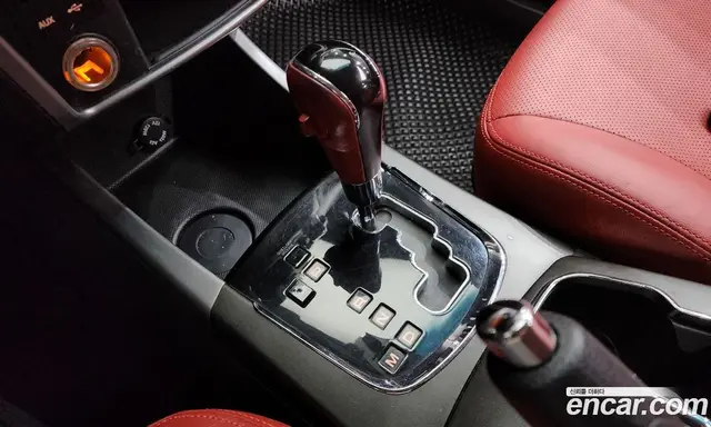 SsangYong Korando 2015 2.0 автомат (гидро), миниатюра 9