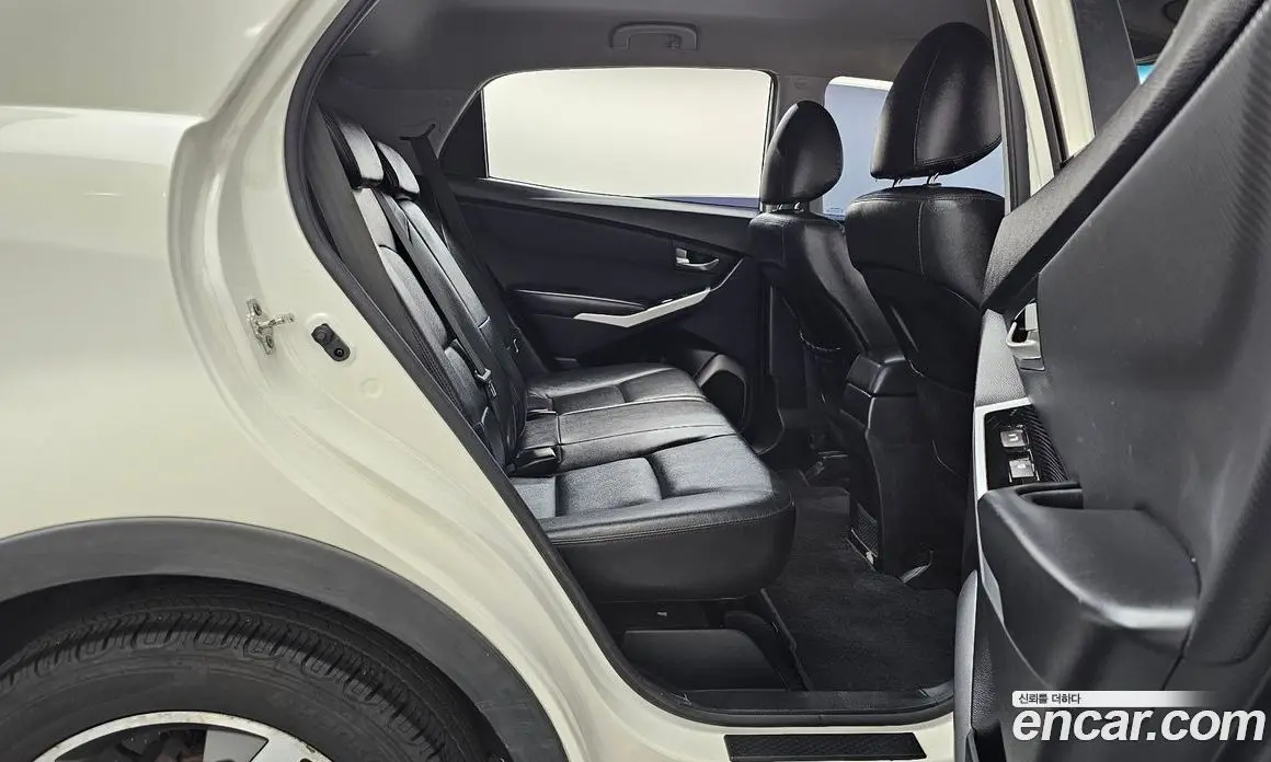 SsangYong Korando 2017 2.2 автомат (гидро), фото 11
