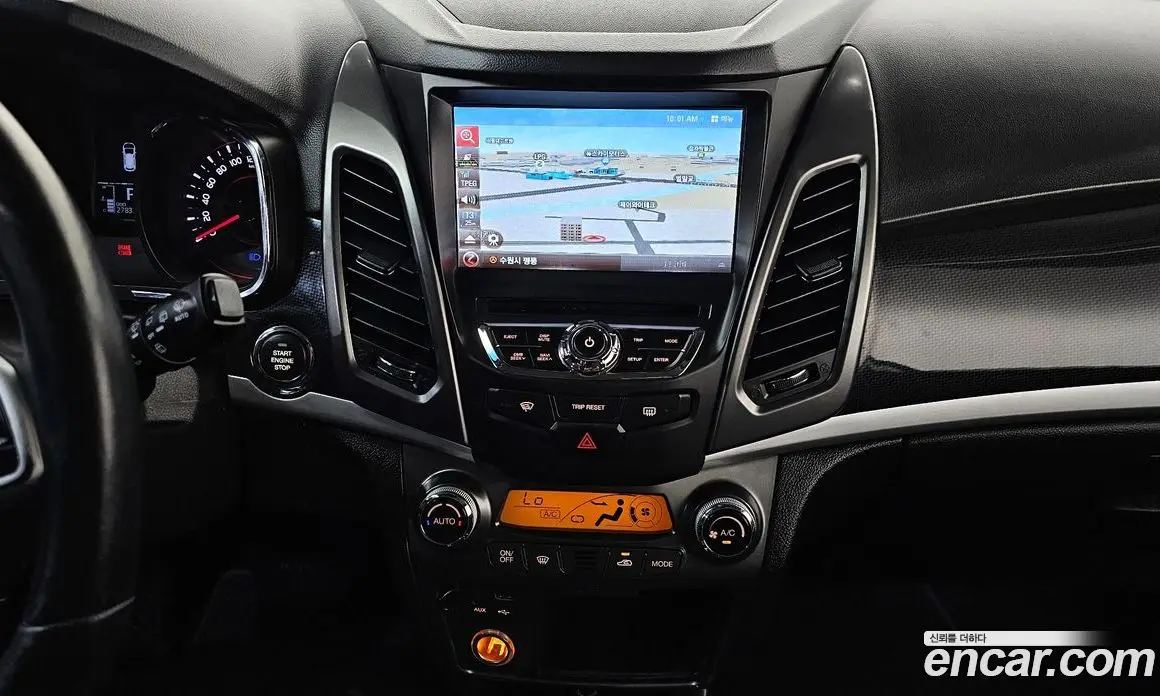 SsangYong Korando 2017 2.2 автомат (гидро), фото 13
