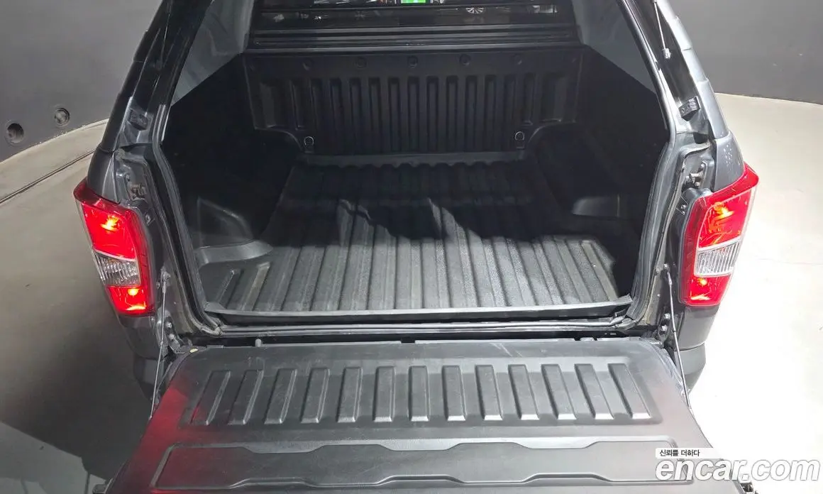 SsangYong Rexton 2018 2.2 автомат (гидро), фото 20