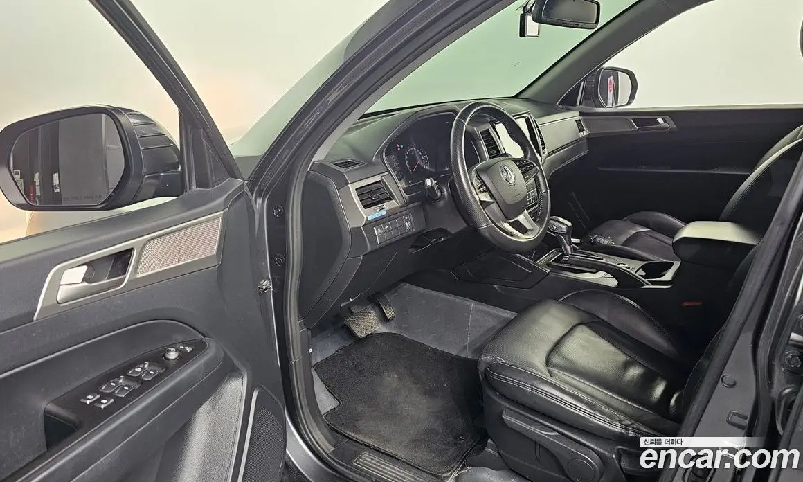 SsangYong Rexton 2019 2.2 автомат (гидро), фото 13