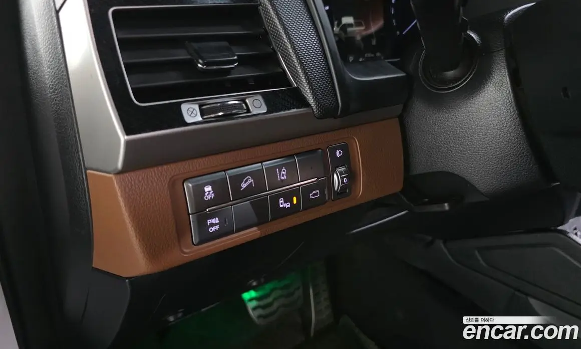 SsangYong Rexton 2019 2.2 автомат (гидро), фото 17