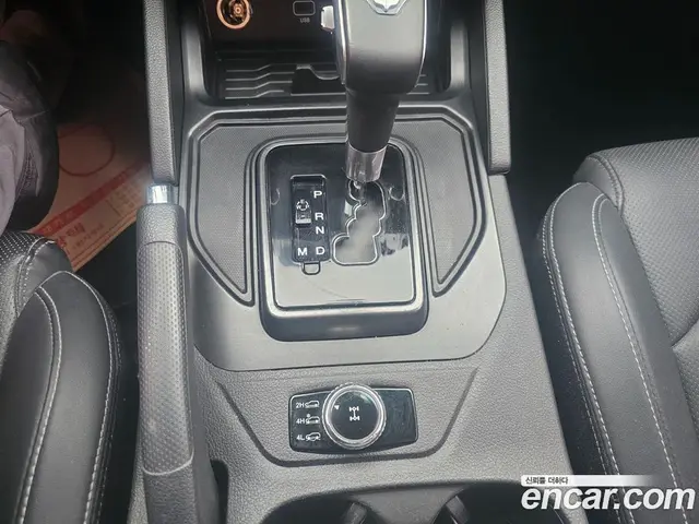 SsangYong Rexton 2020 2.2 автомат (гидро), миниатюра 9