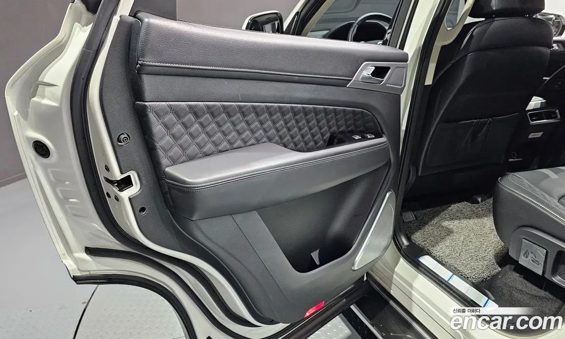 SsangYong Rexton 2022 2.2 автомат (гидро), фото 15