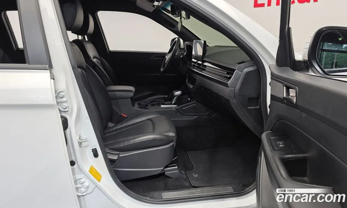SsangYong Rexton 2023 2.2 автомат (гидро), фото 17