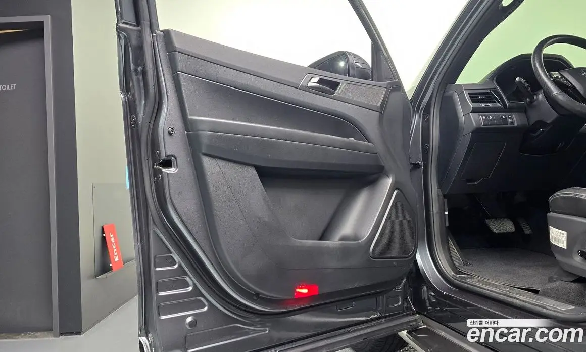 SsangYong Rexton 2023 2.2 автомат (гидро), фото 14
