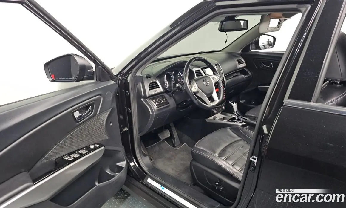 SsangYong TIBOLI 2015 1.6 автомат (гидро), фото 12