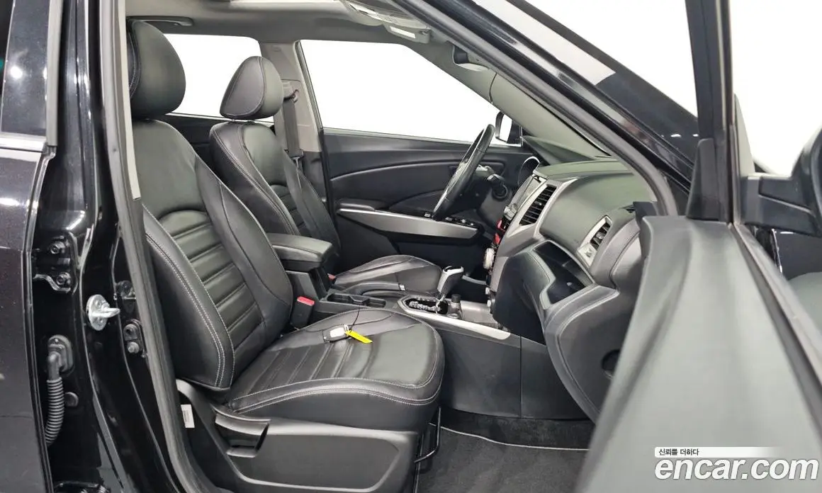 SsangYong TIBOLI 2015 1.6 автомат (гидро), фото 15