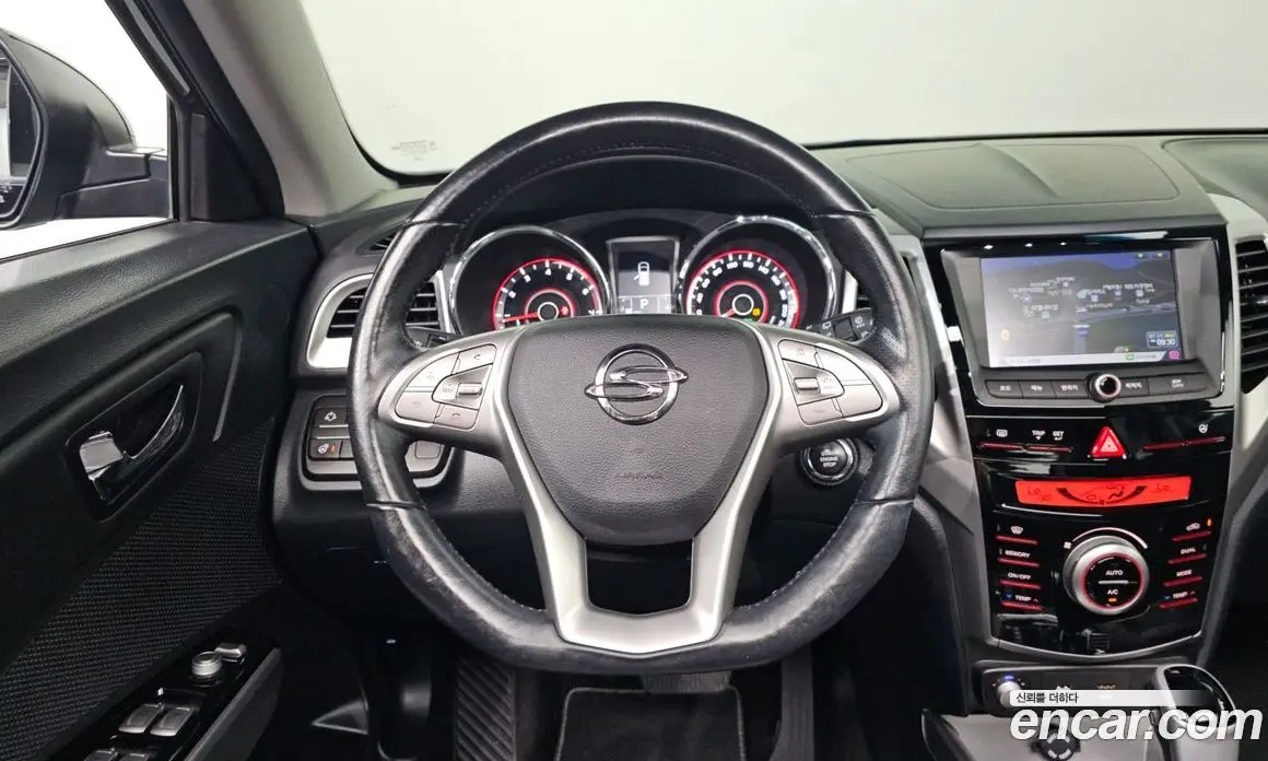 SsangYong TIBOLI 2015 1.6 автомат (гидро), фото 18