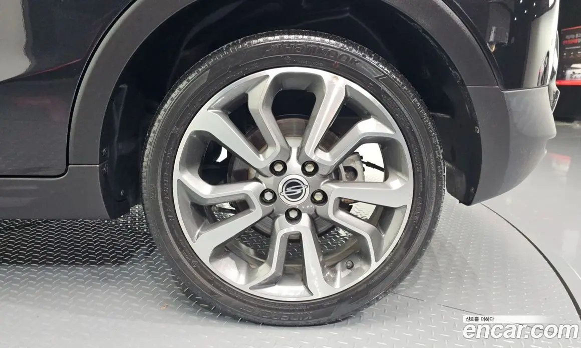 SsangYong TIBOLI 2015 1.6 автомат (гидро), фото 6