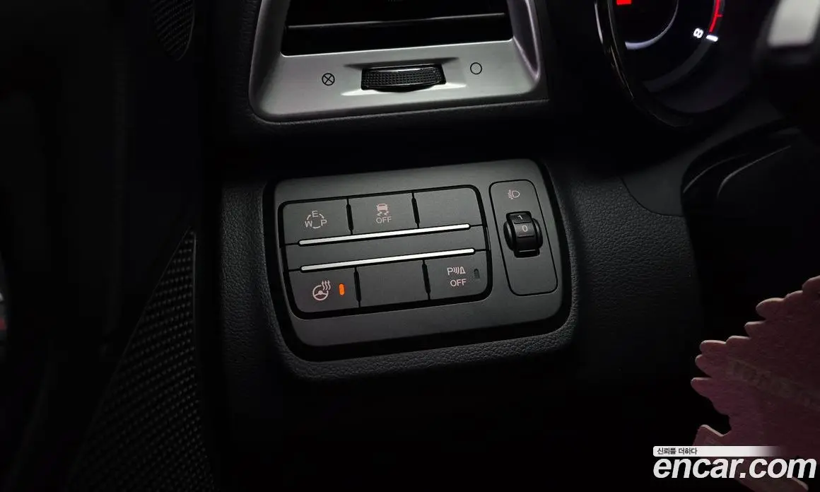 SsangYong TIBOLI 2015 1.6 автомат (гидро), фото 18