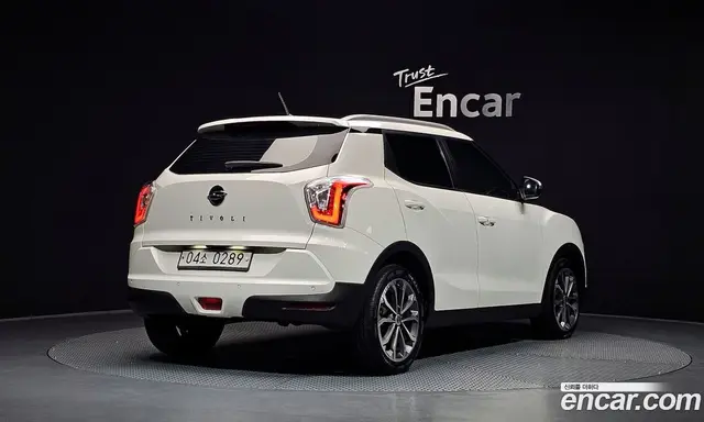 SsangYong TIBOLI 2016 1.6 автомат (гидро), миниатюра 2