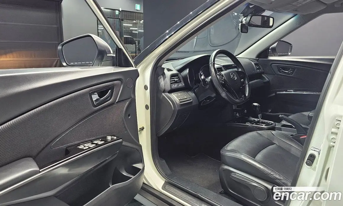 SsangYong TIBOLI 2016 1.6 автомат (гидро), фото 13