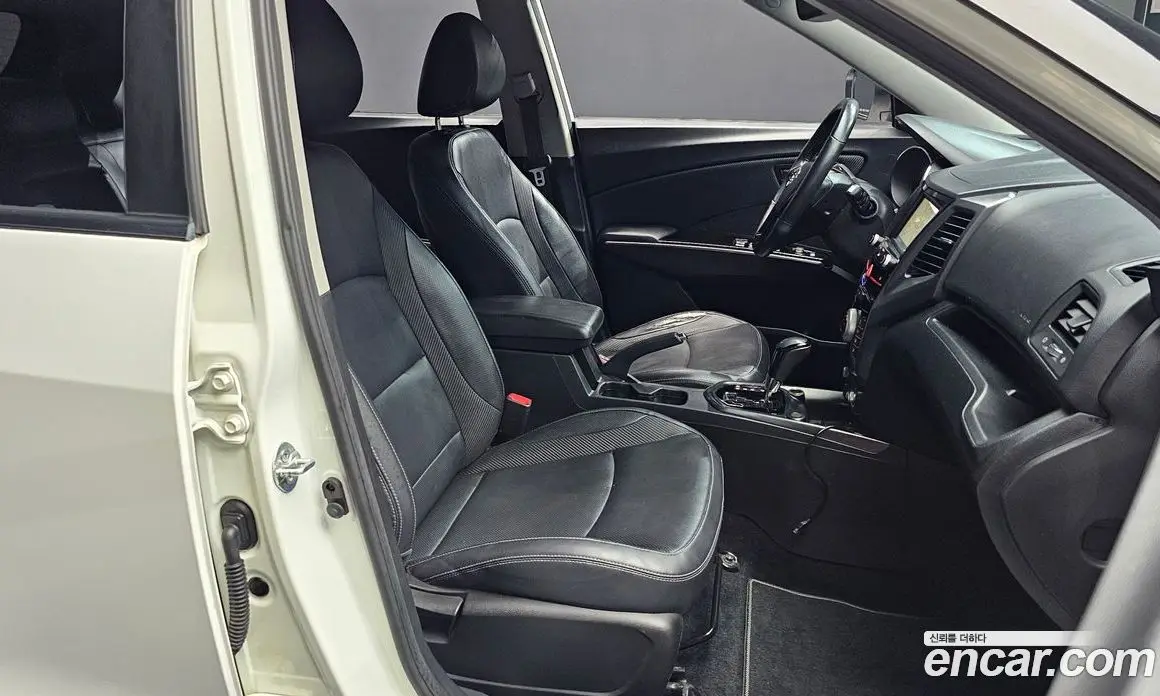SsangYong TIBOLI 2016 1.6 автомат (гидро), фото 16