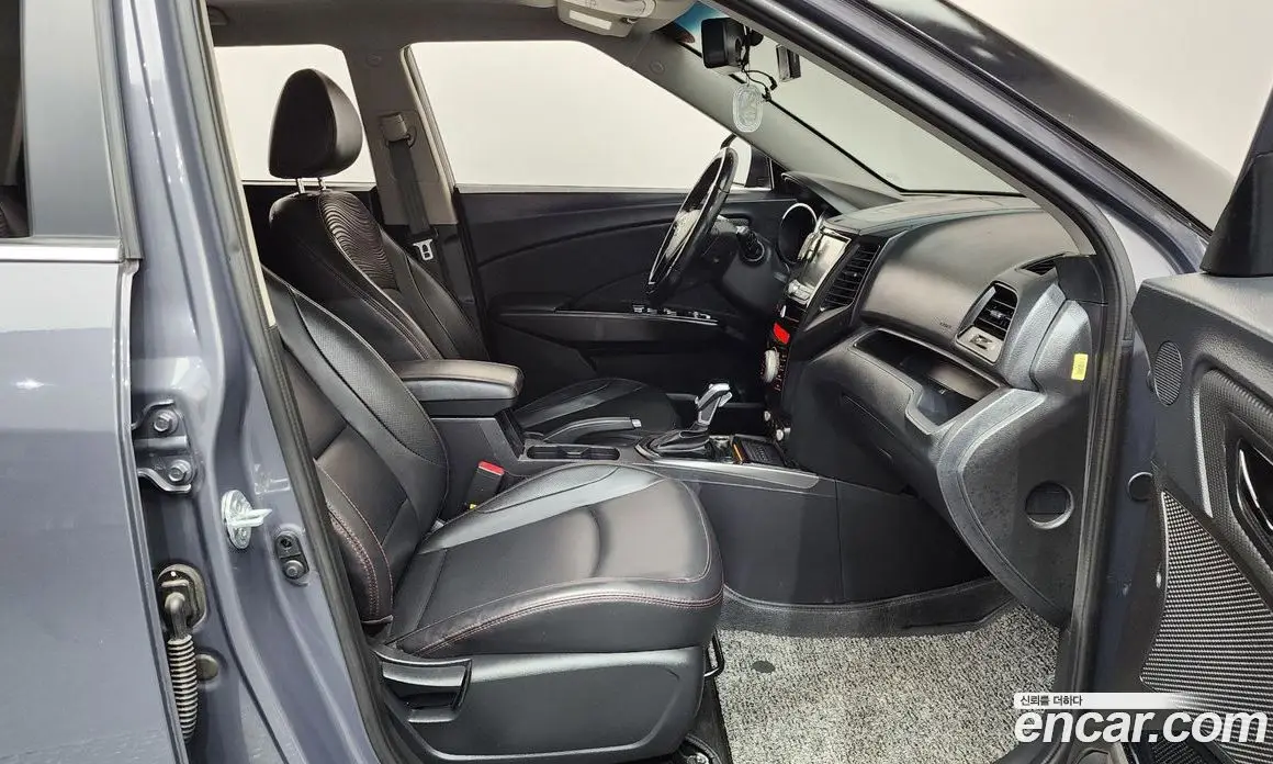SsangYong TIBOLI 2019 1.6 автомат (гидро), фото 16