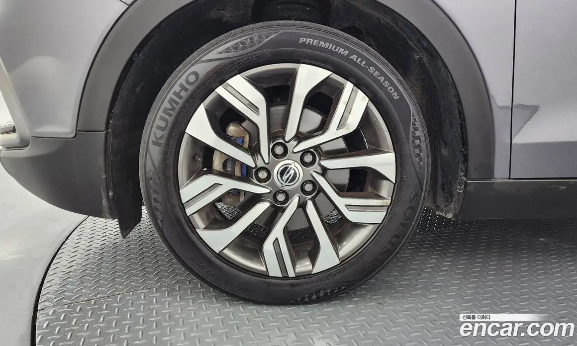 SsangYong TIBOLI 2019 1.6 автомат (гидро), фото 5