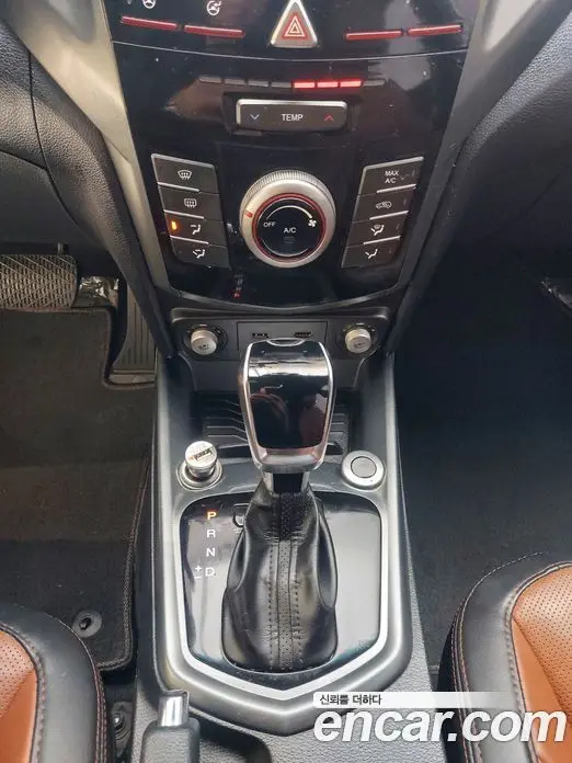 SsangYong TIBOLI 2019 1.6 автомат (гидро), фото 13