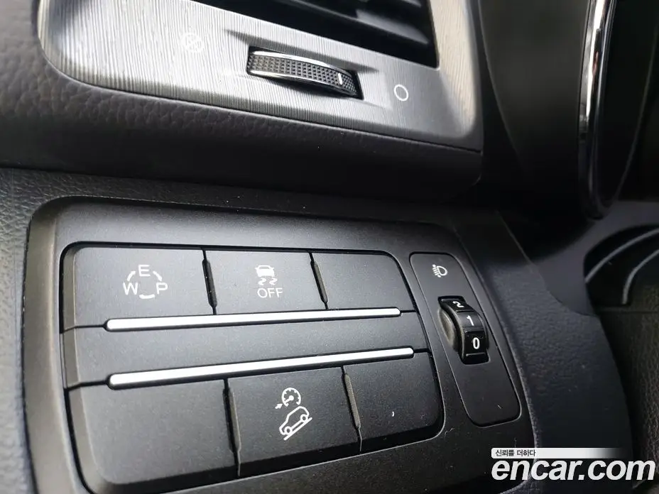 SsangYong TIBOLI 2019 1.6 автомат (гидро), фото 16