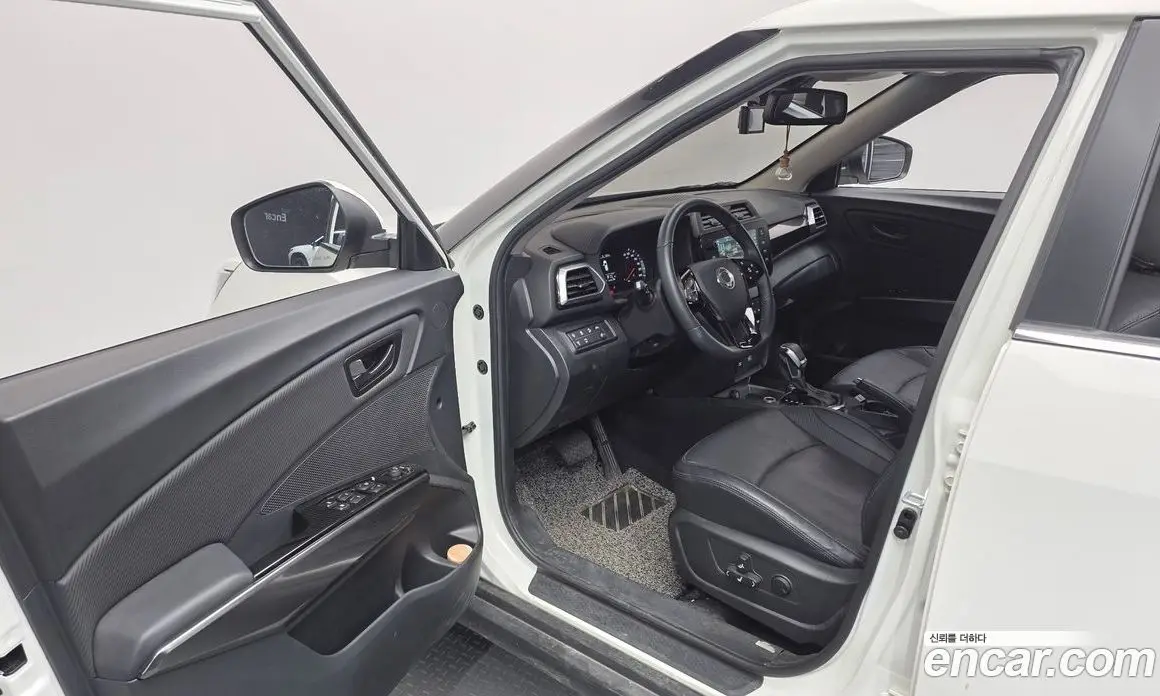 SsangYong TIBOLI 2023 1.6 автомат (гидро), фото 13