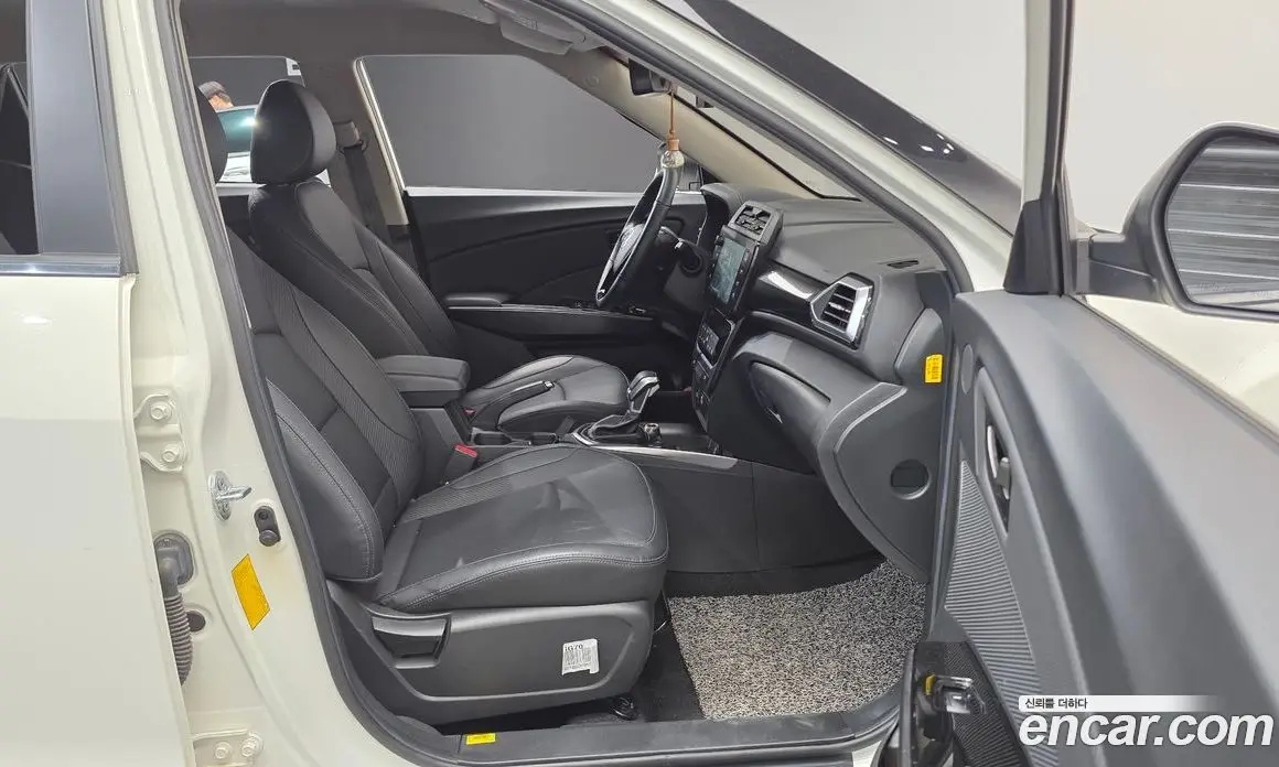 SsangYong TIBOLI 2023 1.6 автомат (гидро), фото 17
